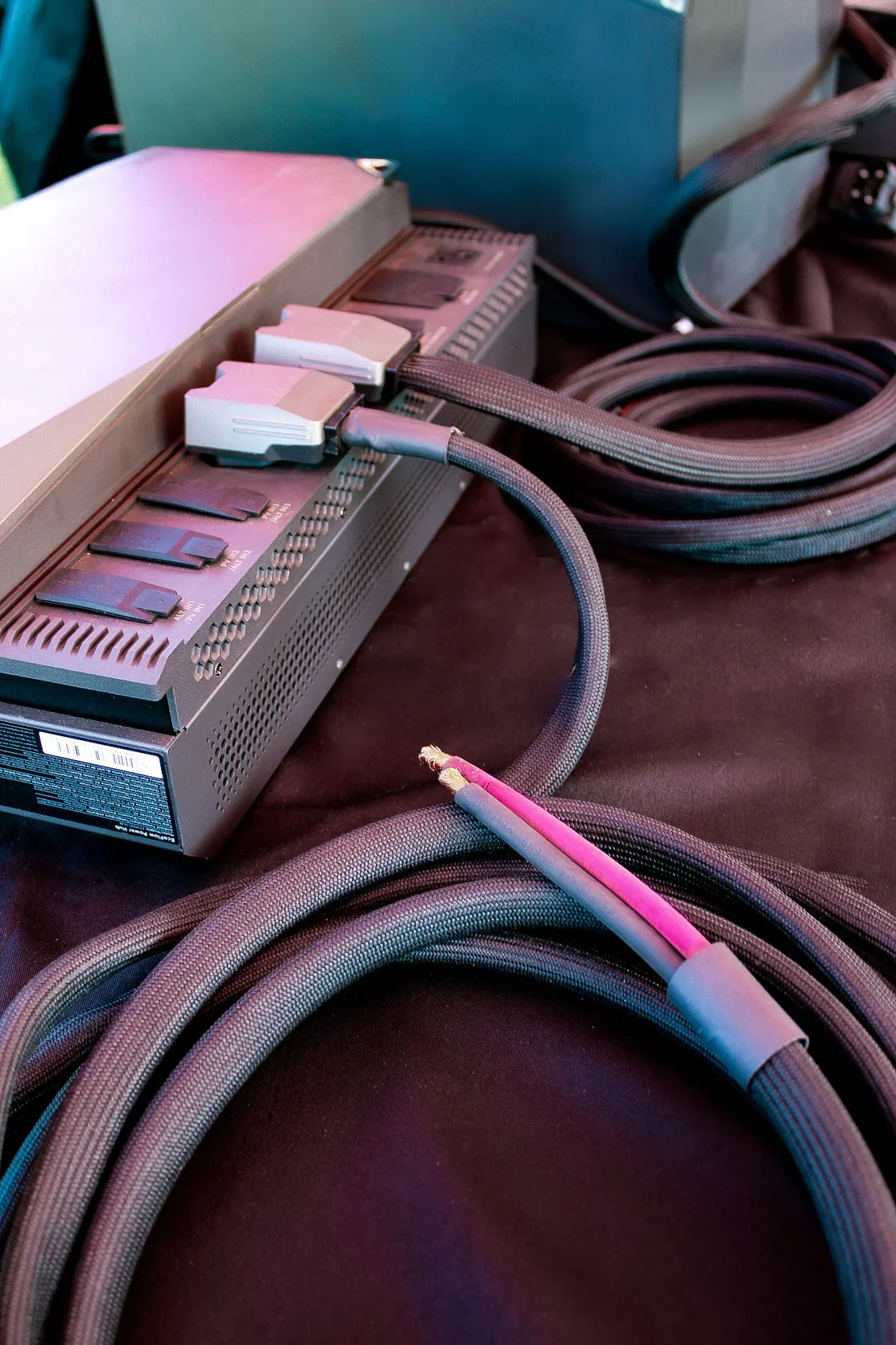 48V Air Conditioner Cable for EcoFlow Power Kits (20 Foot) - Image 3